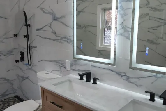 Electric mirror combined with beautiful tiles